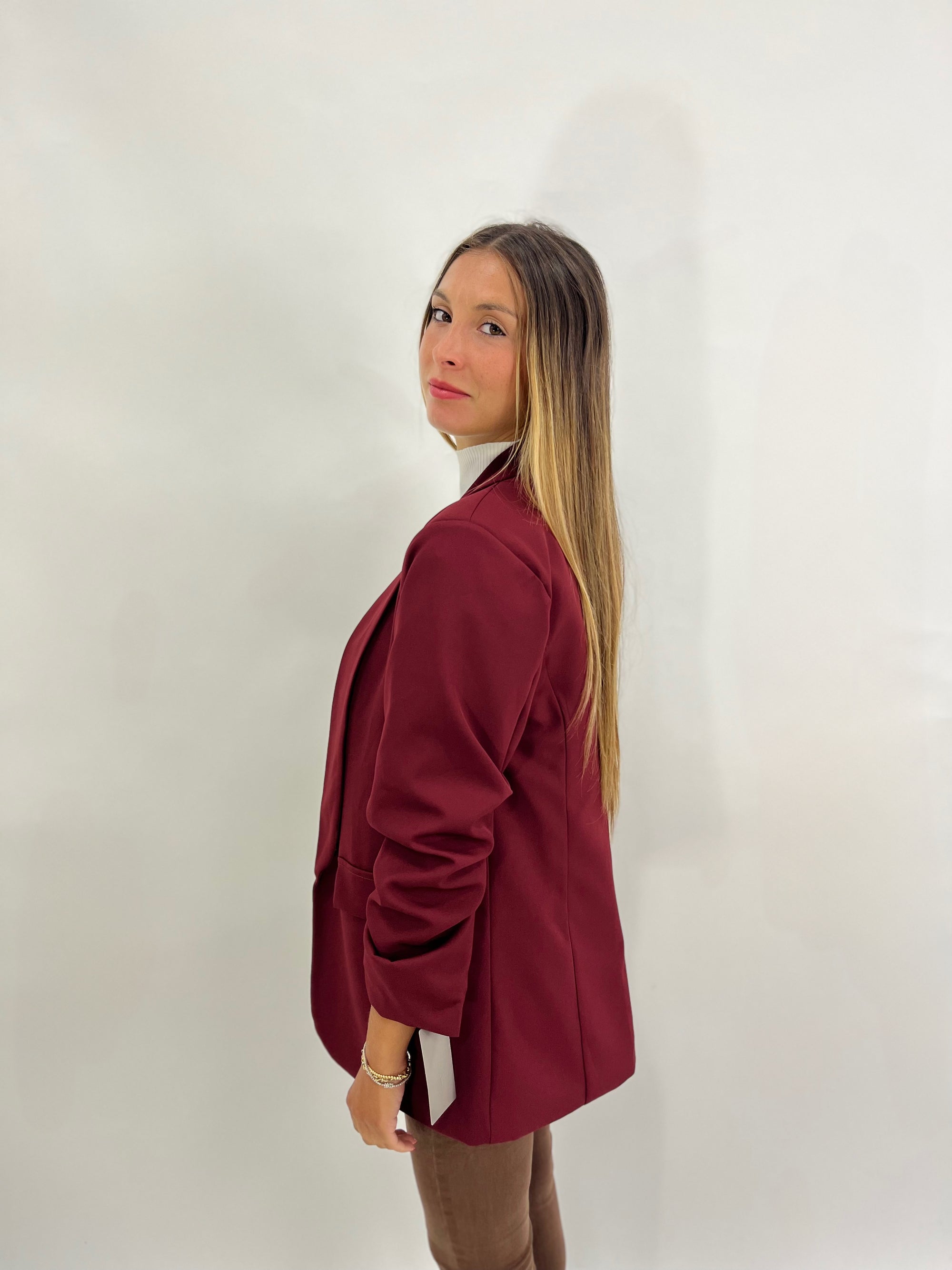 Blazer elegante a manica arrotolata