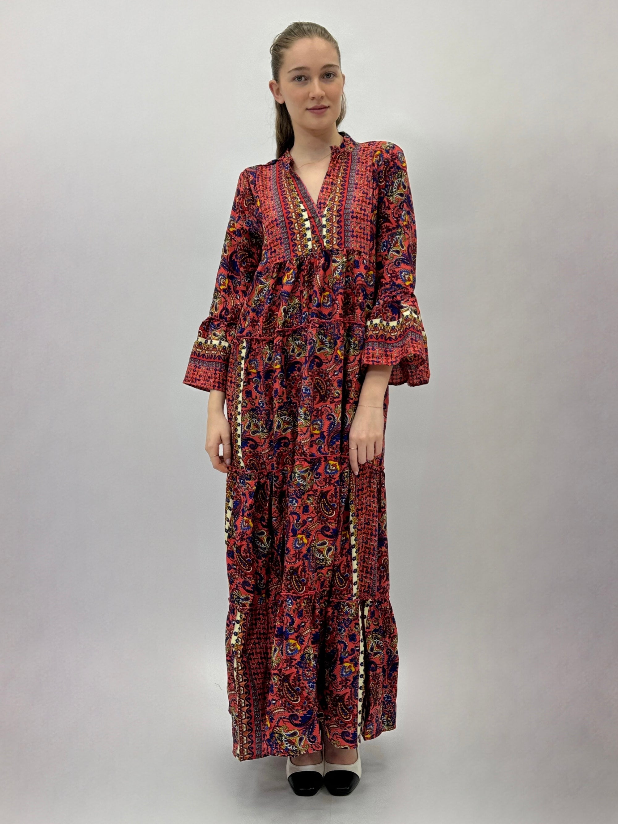 Abito con fantasia indie con scollo alla coreana