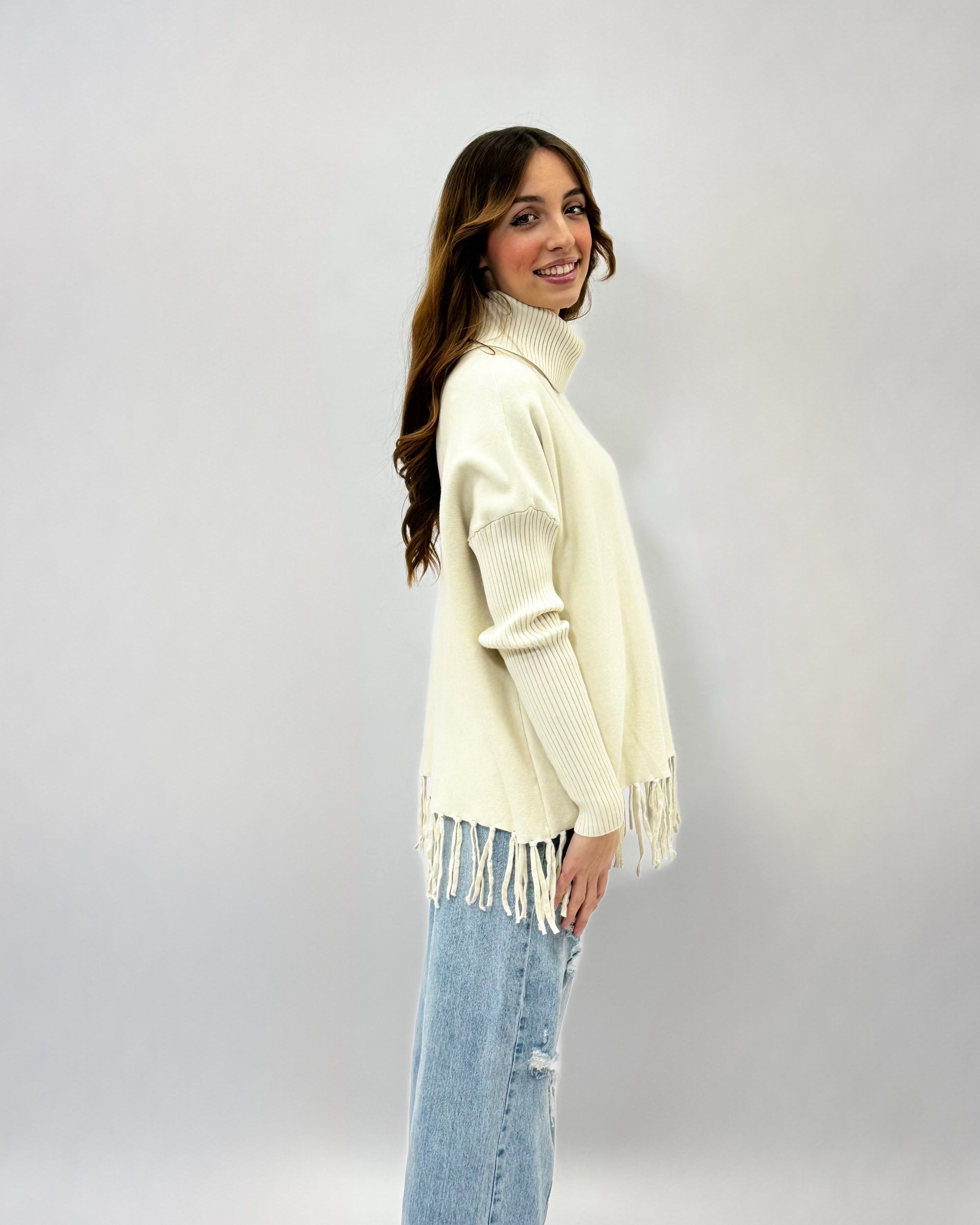 Maglione dolcevita comodo con frange