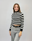 Pullover lupetto intrecci a righe petite