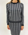 Completo maglia e gonna a tubino pied de poule