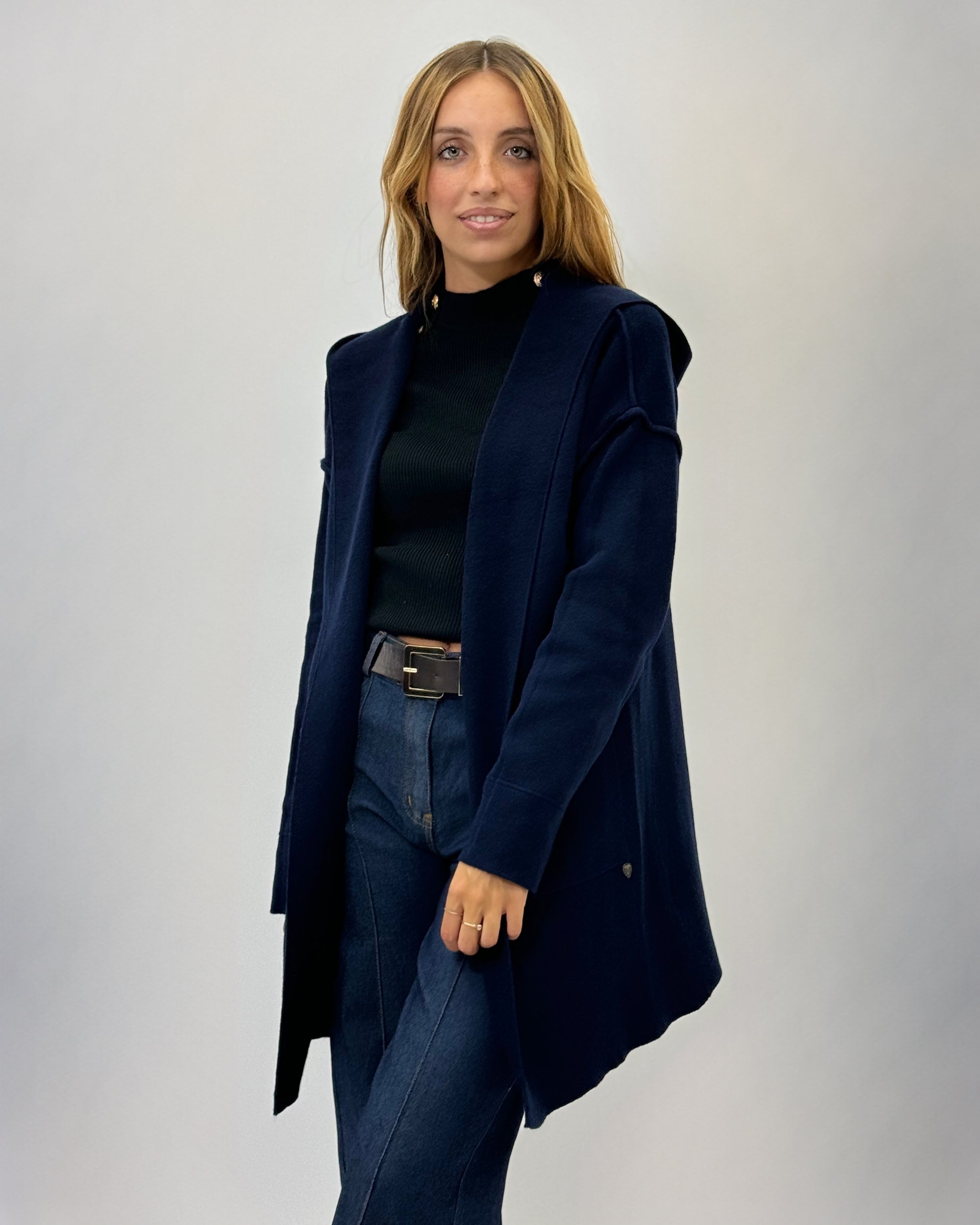 Cardigan lungo con cappuccio