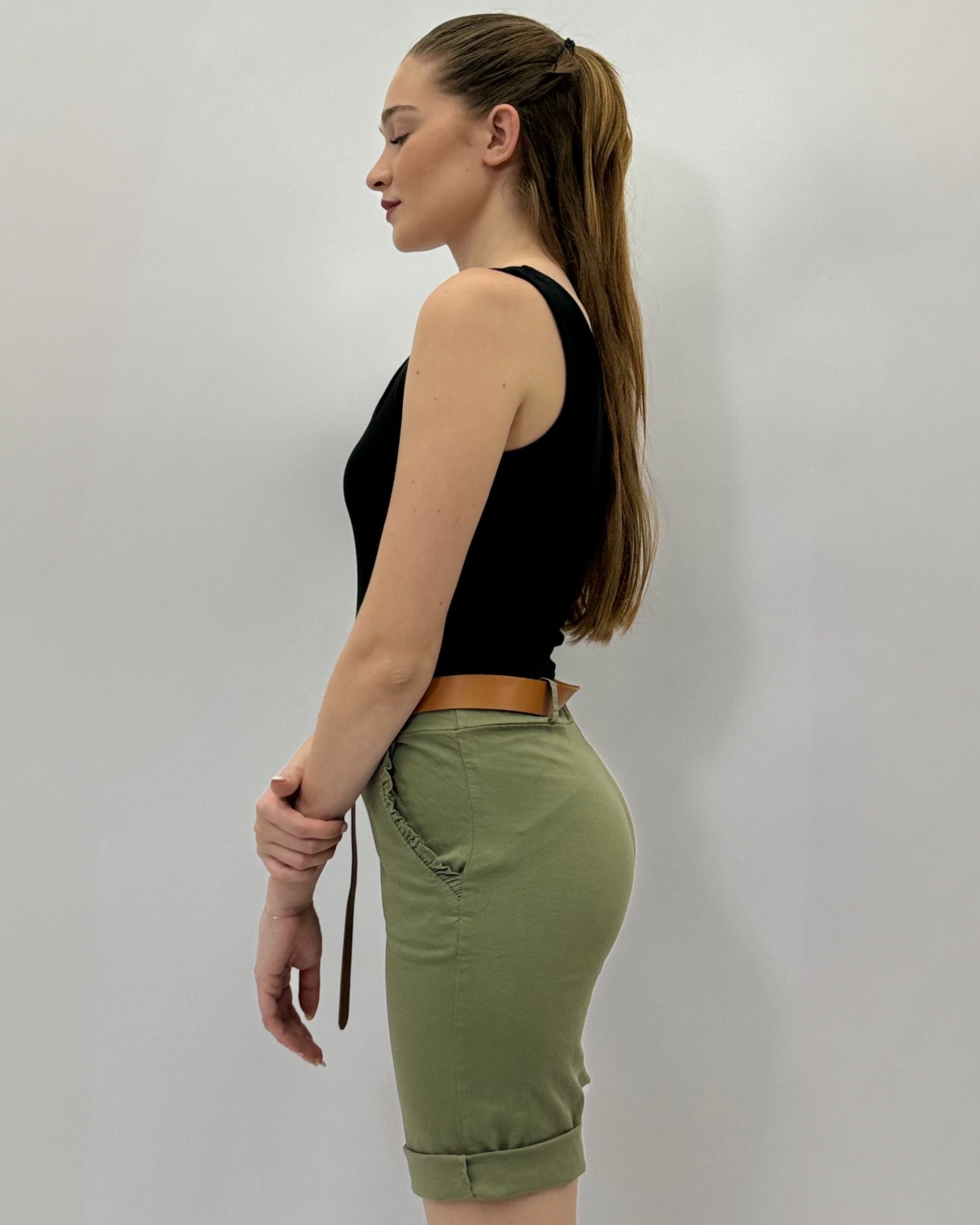 Pantaloncini basic con cintura