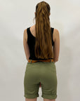 Pantaloncini basic con cintura
