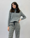 Maglione dolcevita morbido con intrecci