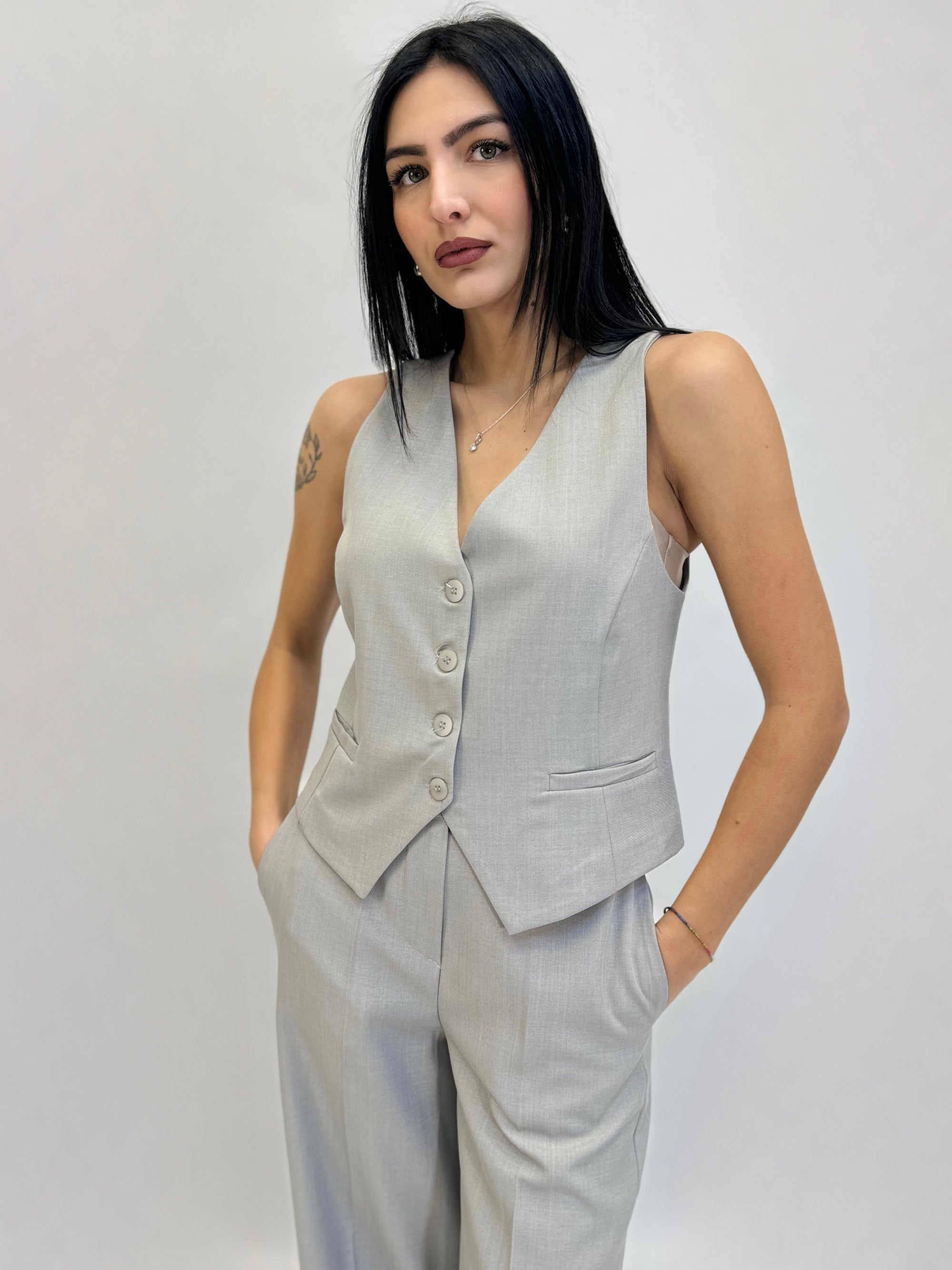 Completo elegante gilet giacca e pantaloni
