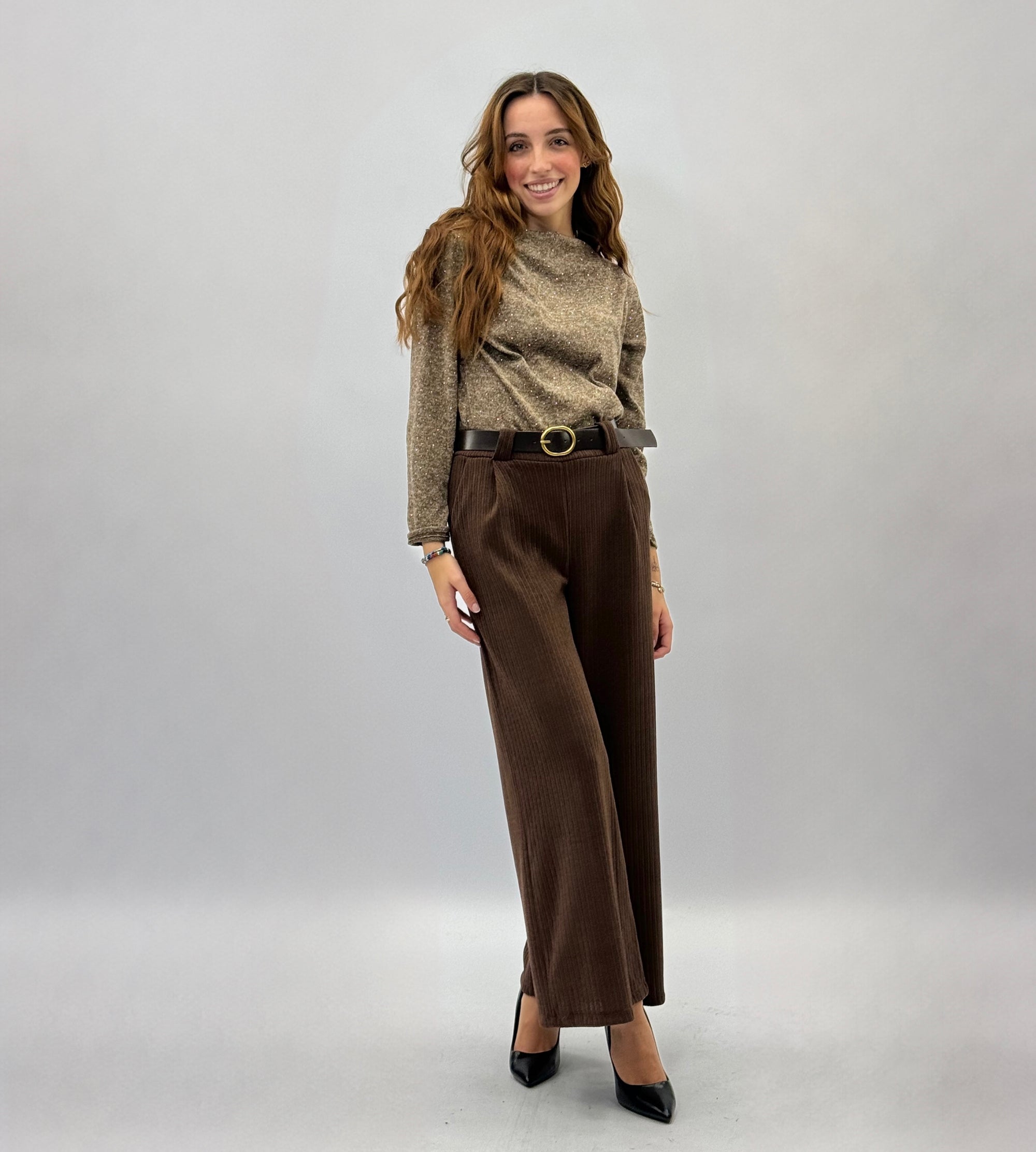 Pantaloni in velluto a palazzo con cintura
