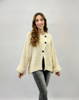 Maglione con bottoni over