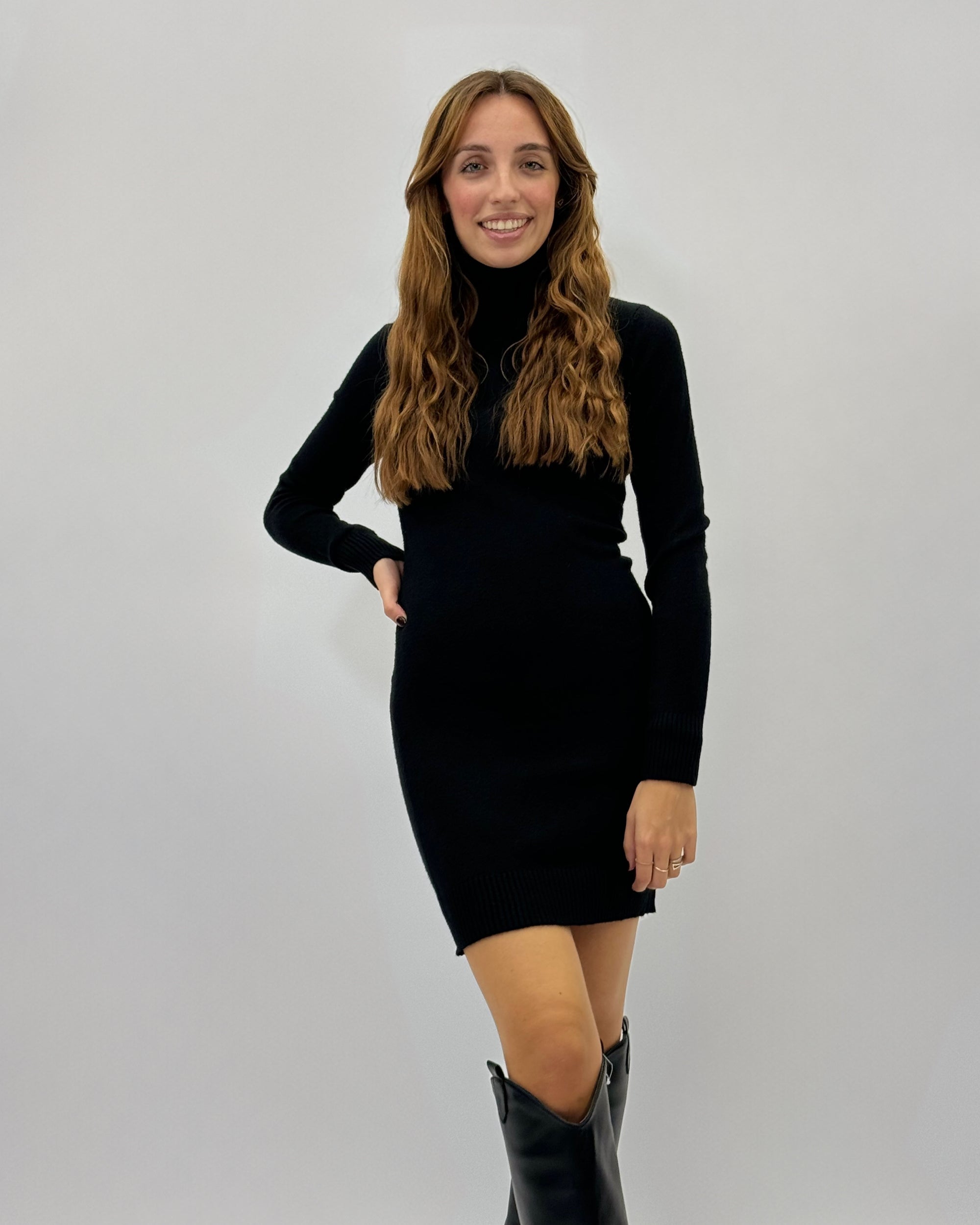 Abito dolcevita corto petite
