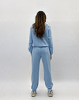 Completo felpa e pantaloni basic