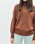 Maglione dolcevita ampio con maniche palloncino