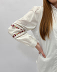 Camicia in cotone con ricami fiori colorati