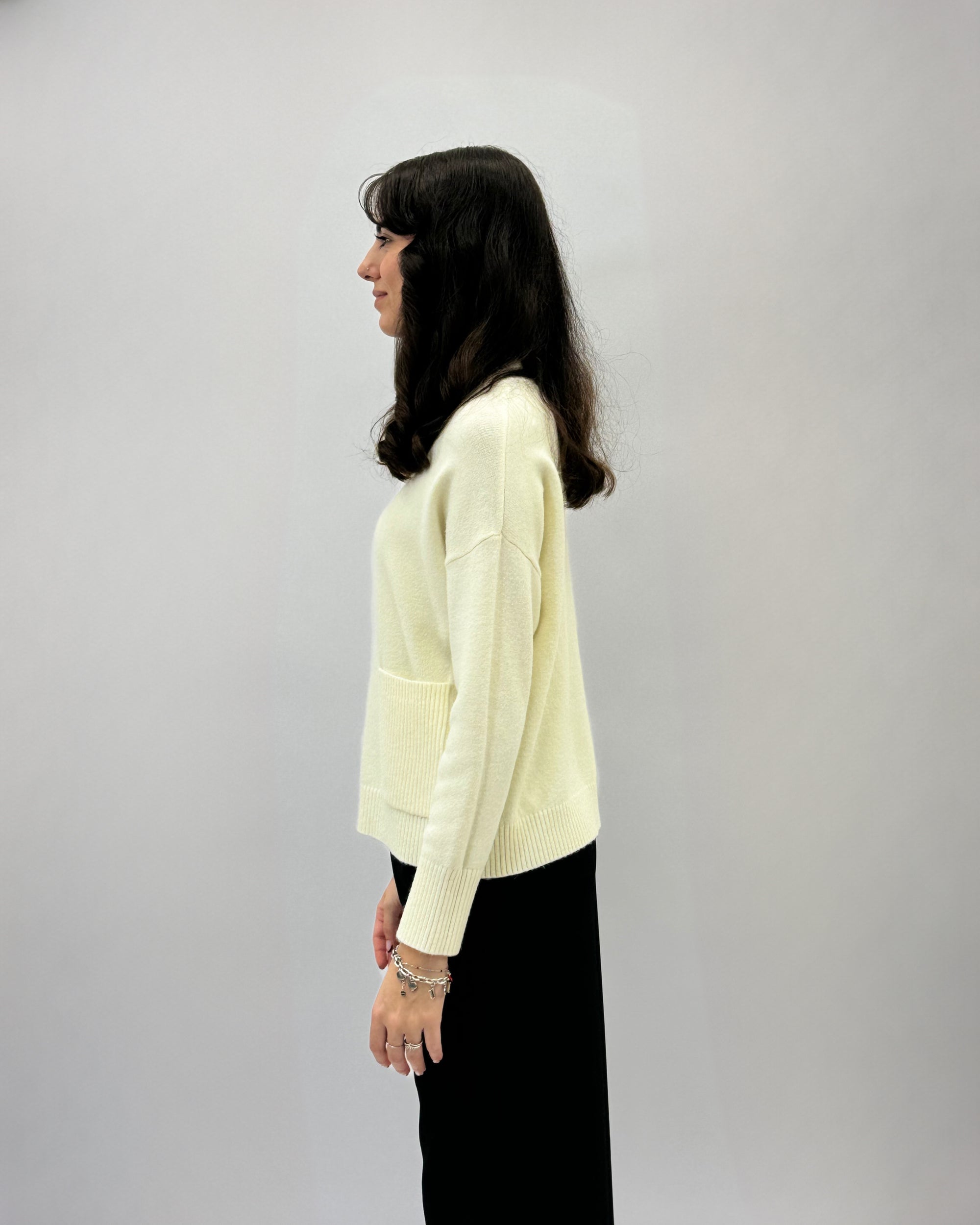 Pullover lupetto con tasche frontali misto lana