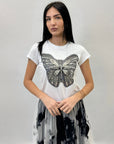 T-shirt in cotone con farfalla ricamata gioielli