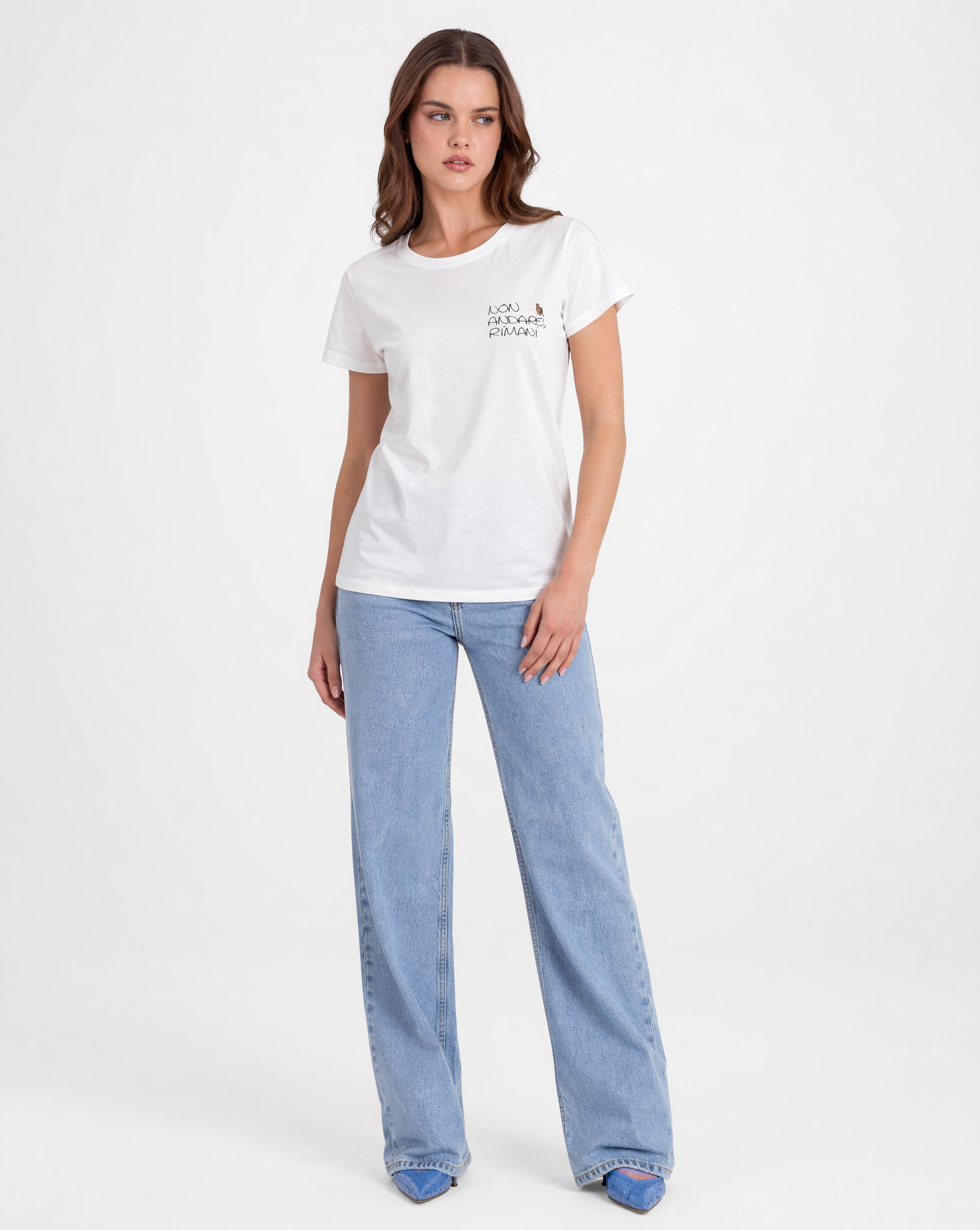T-shirt con scritta "non andare, rimani"
