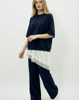 Completo Felpa e Pantaloni con Inserto in Pizzo – Eleganza Casual