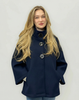 Giacca Neoprene con Collo Alto e Bottoni