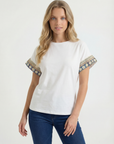 T-shirt in cotone con maniche ampie e ricami