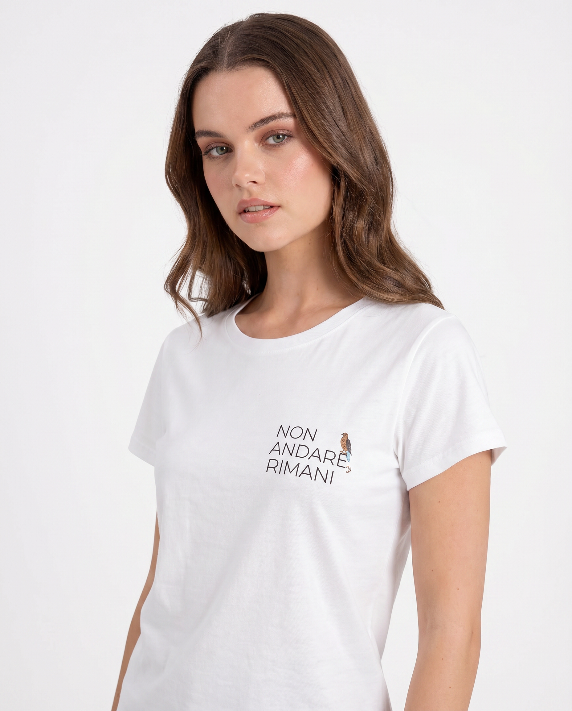 T-shirt con scritta "non andare, rimani"