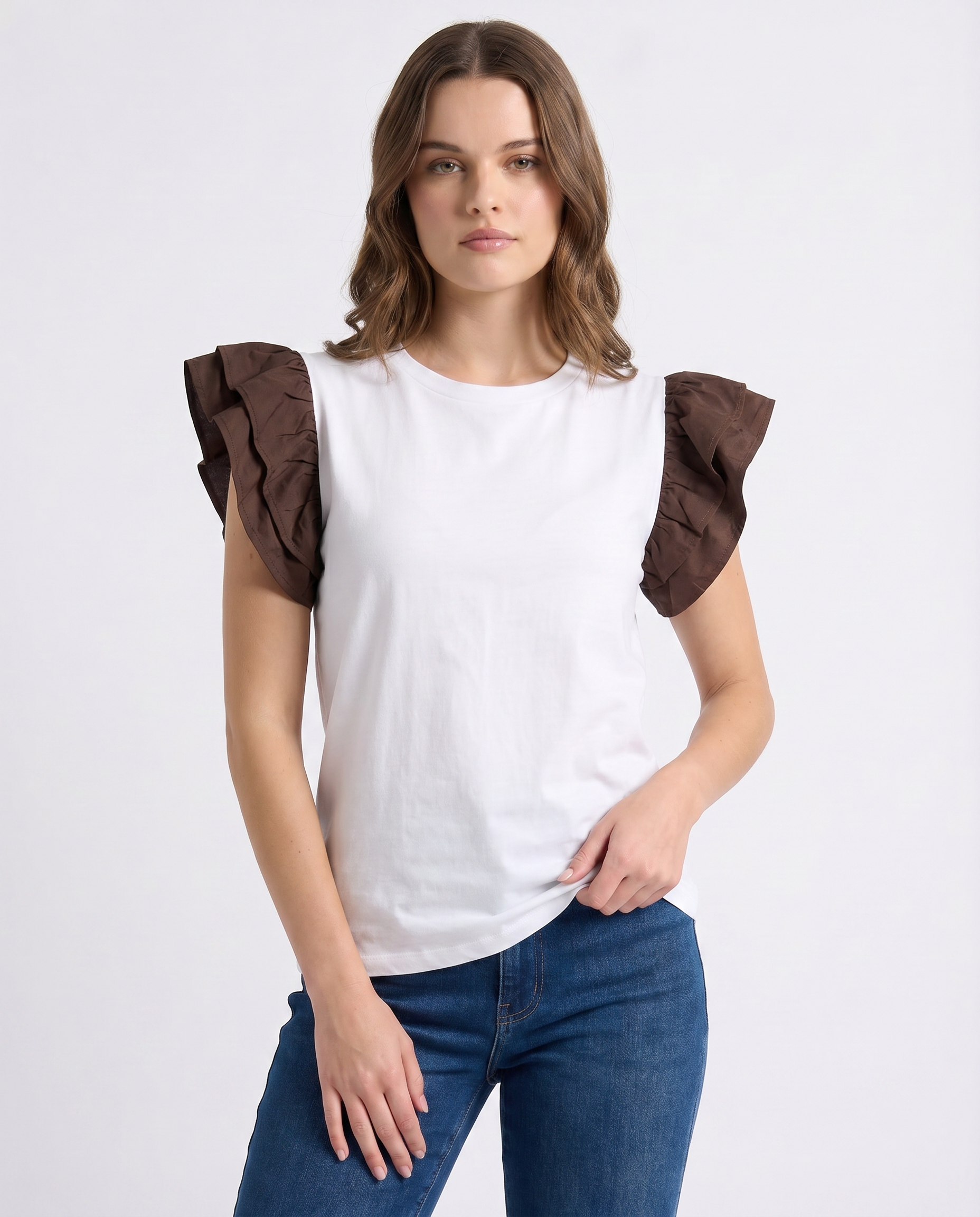 T-shirt con maniche volant
