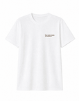 T-shirt bianca con scritta “Non avevo niente da mettermi”