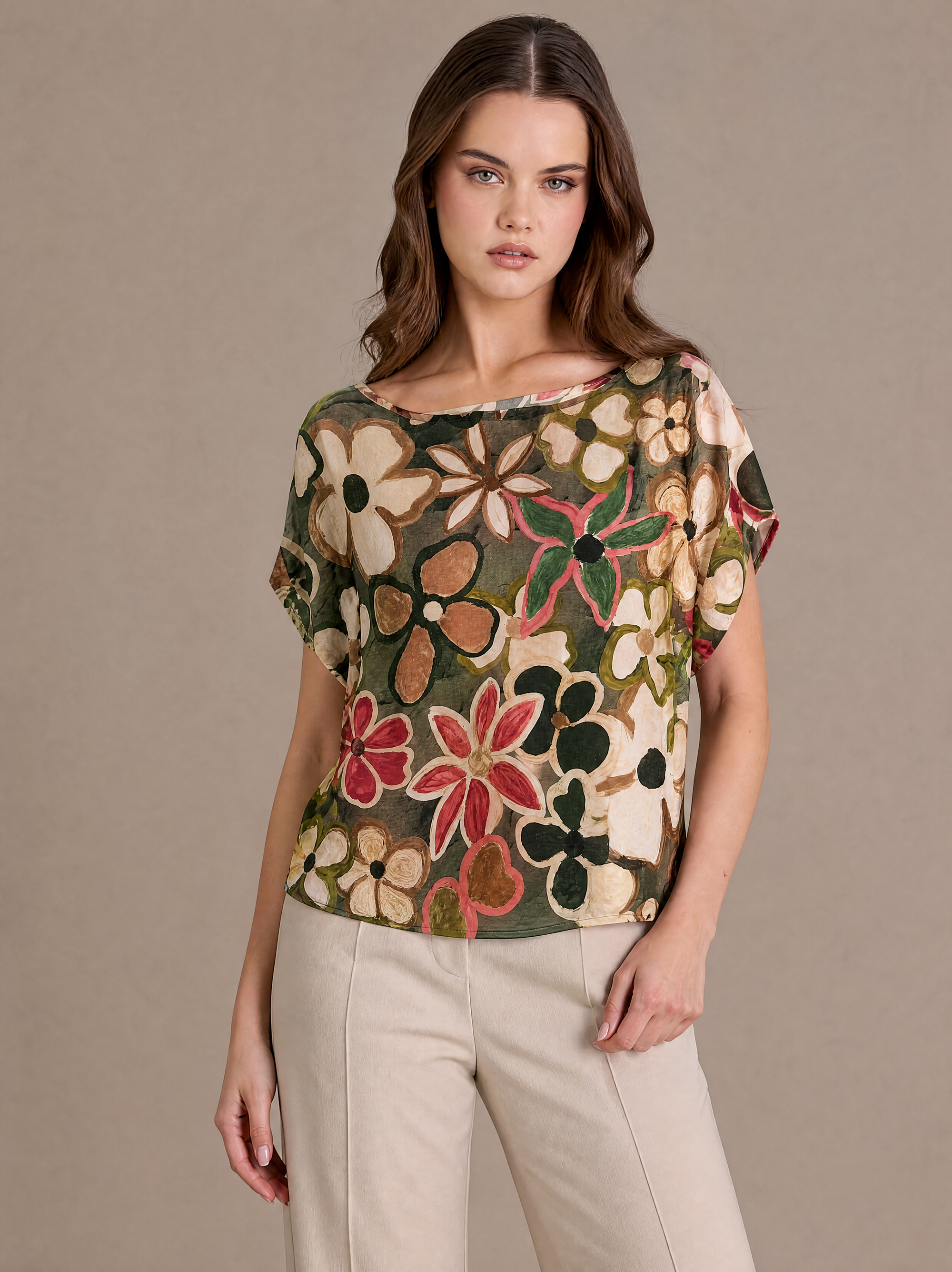 Blusa fantasia floreale morbida e super versatile