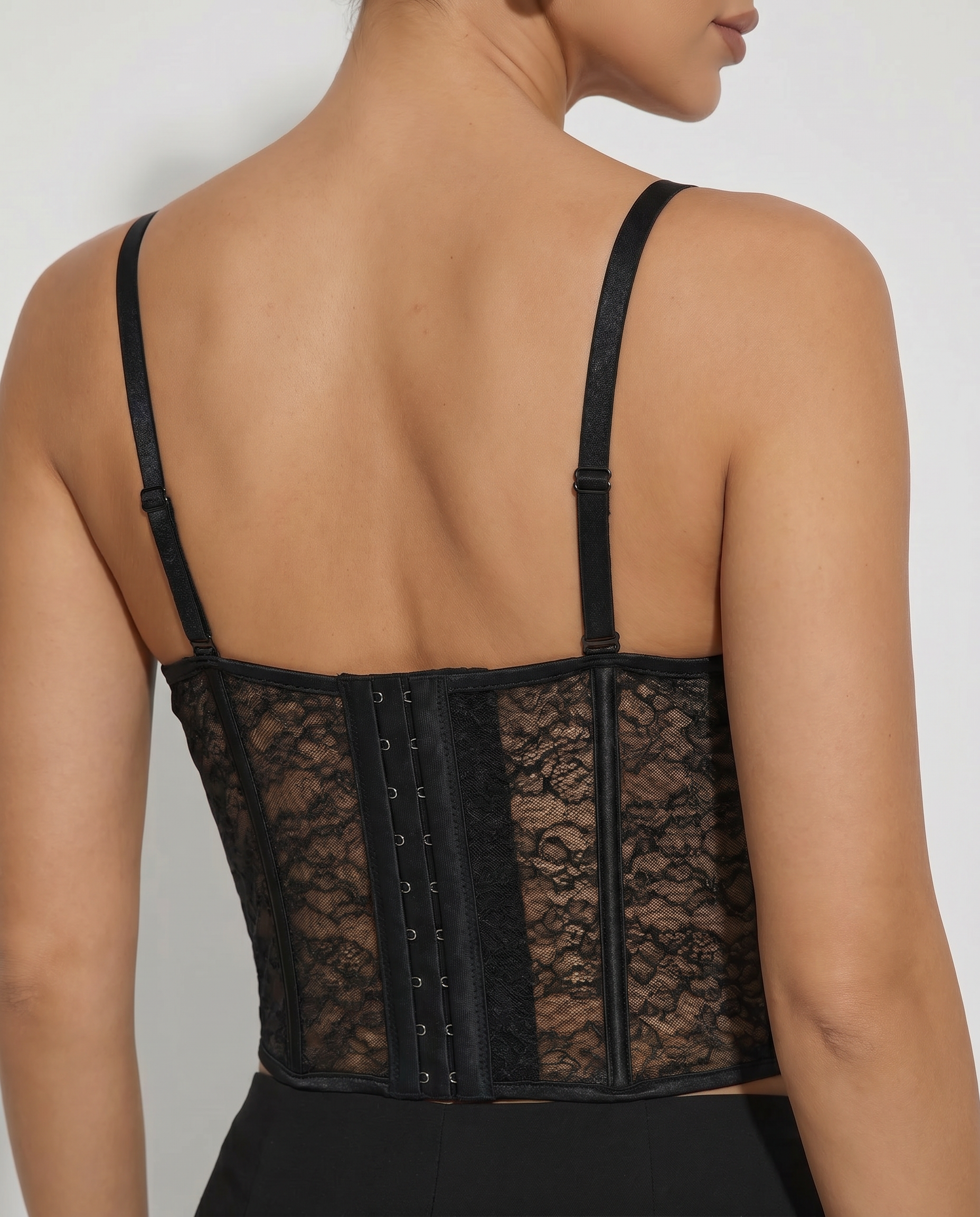 Corsetto in Pizzo con Coppe Strutturate
