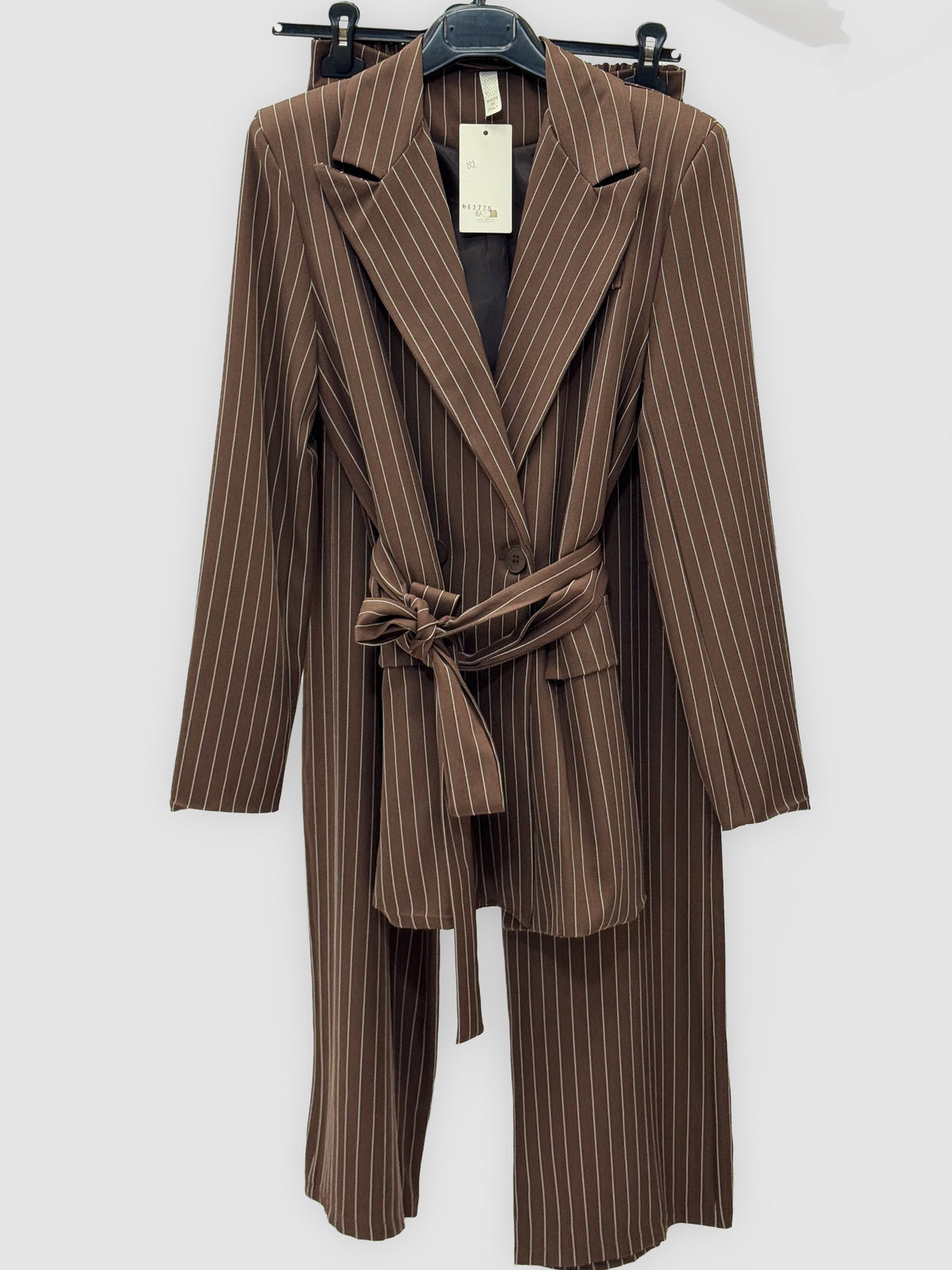 Completo donna gessato con blazer e pantaloni