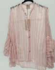 Blusa leggera a righe con maniche ampie a balze