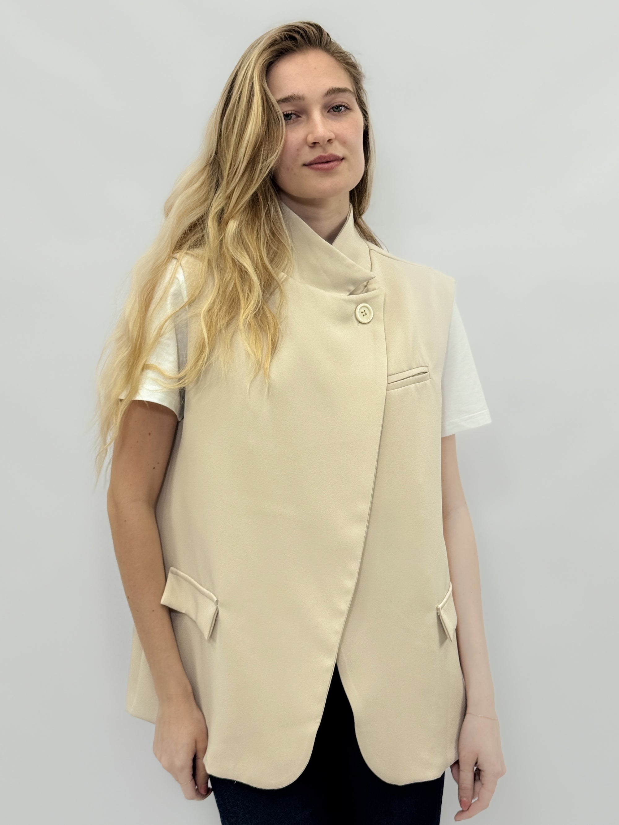 Gilet Donna Elegante con Collo Alto