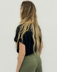 T-shirt basic in cotone con manica risvoltata