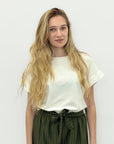 T-shirt basic in cotone con manica risvoltata
