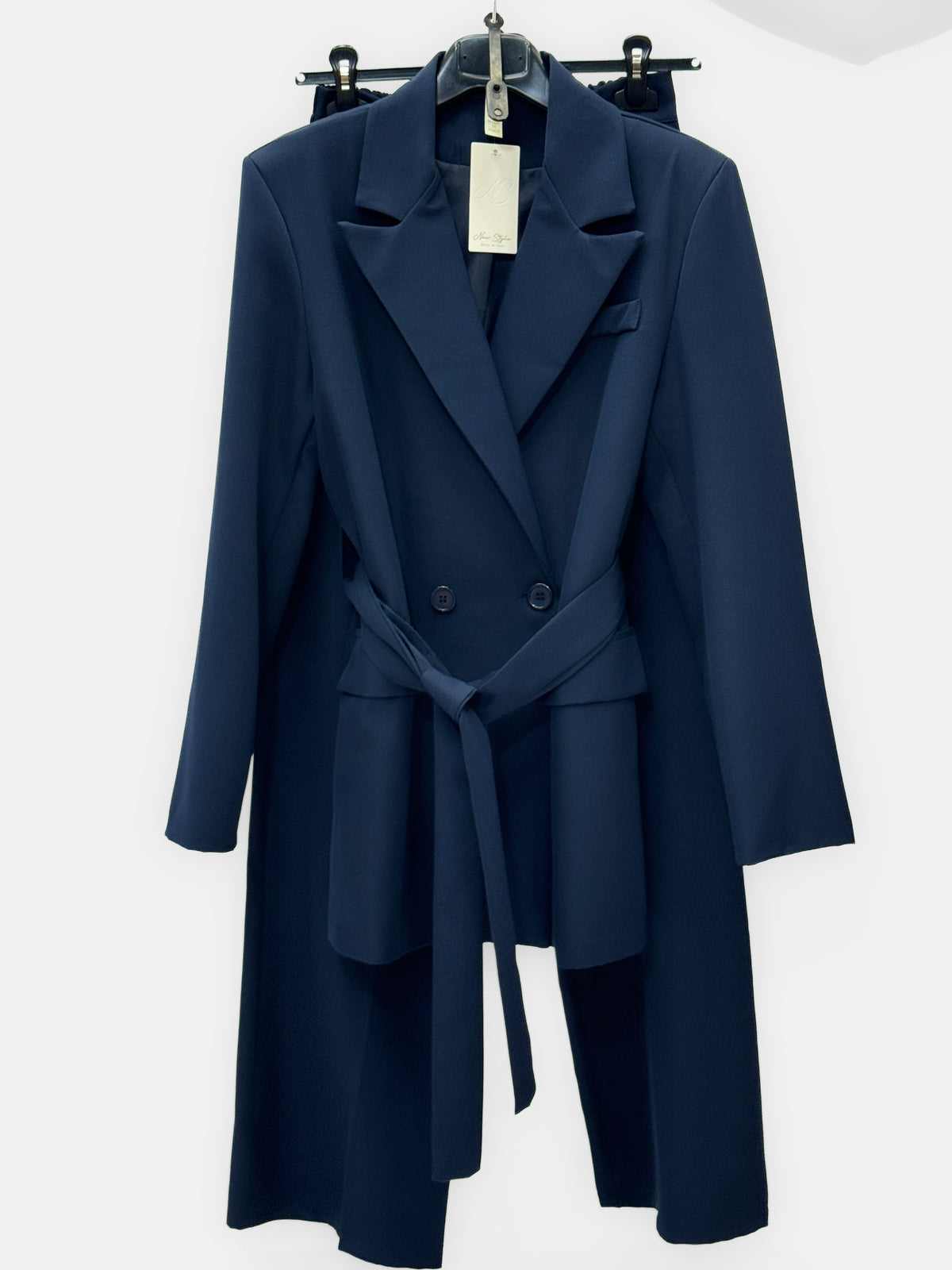 Completo donna con blazer lungo e pantaloni