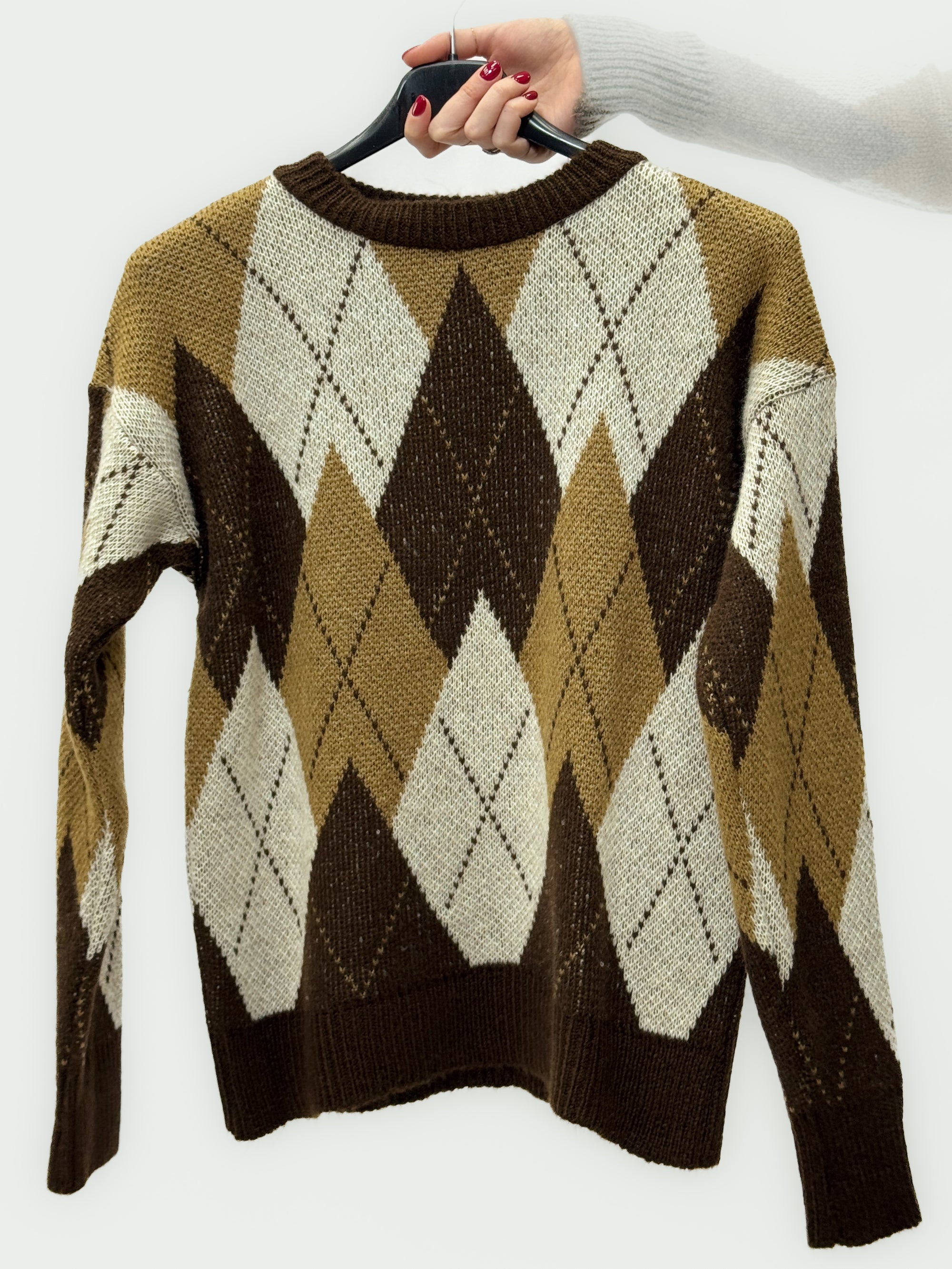 Maglione a Rombi Multicolor – Stile Classico &amp; Morbidezza