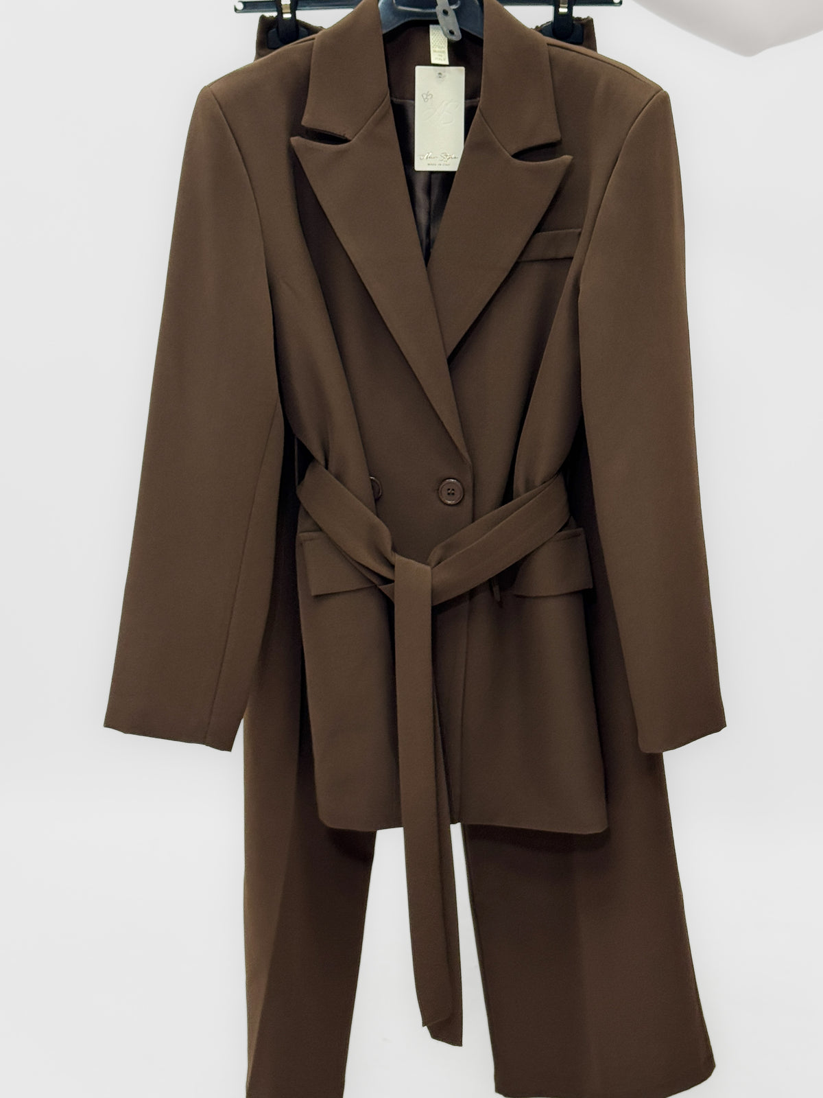Completo donna con blazer lungo e pantaloni