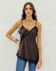 Top in raso con pizzo