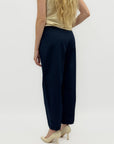 Pantaloni Donna con Pinces e Bottoni Laterali