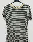 T-shirt rigata basic fit perfetta per ogni giorno