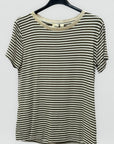T-shirt rigata basic fit perfetta per ogni giorno
