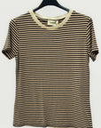 T-shirt rigata basic fit perfetta per ogni giorno