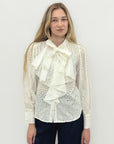 Camicia in pizzo sangallo con fiocco e rouches