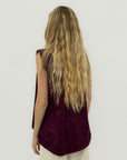 Top fluido senza maniche elegante e minimal