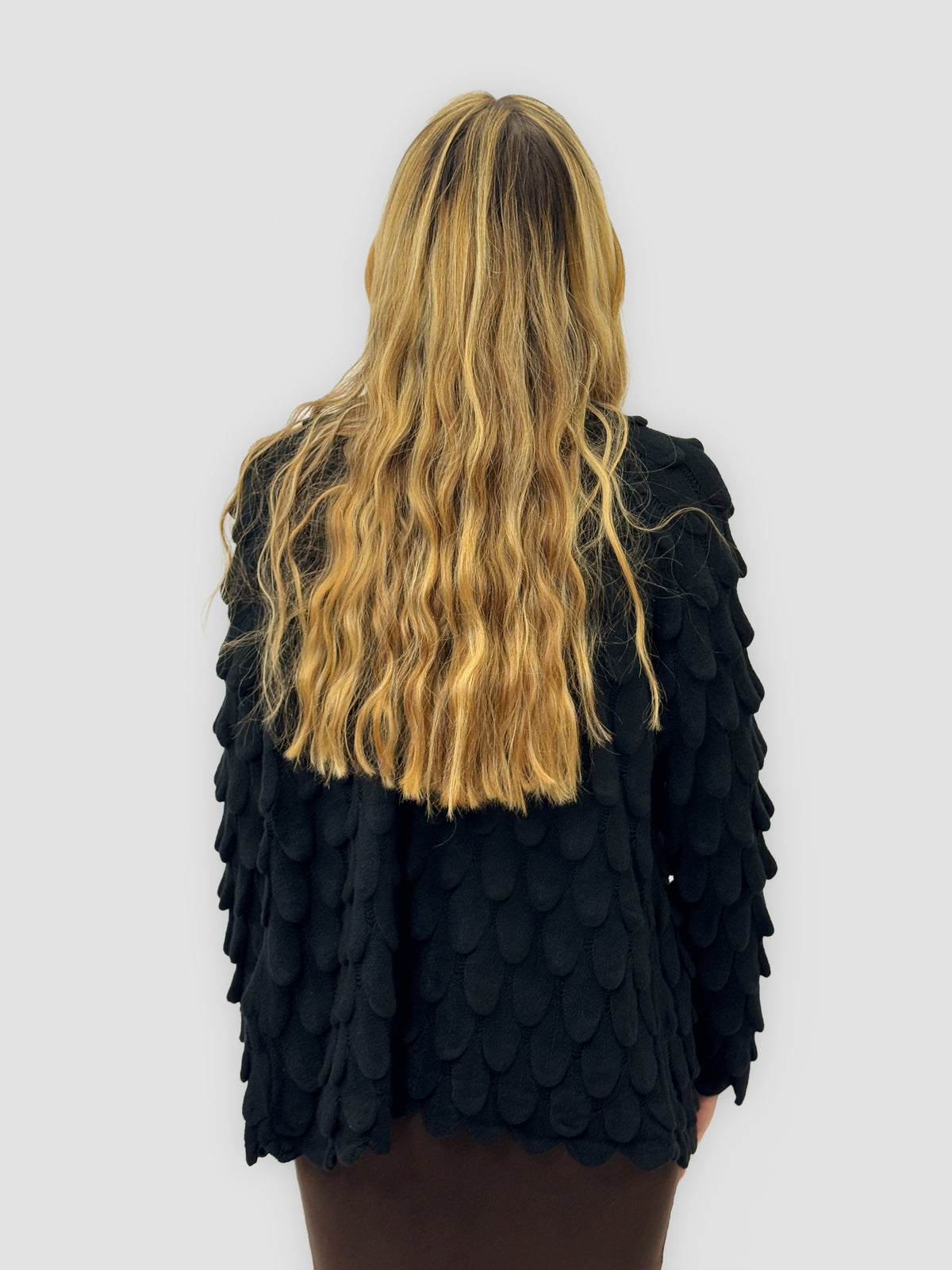 Cardigan morbido con applicazioni in rilievo