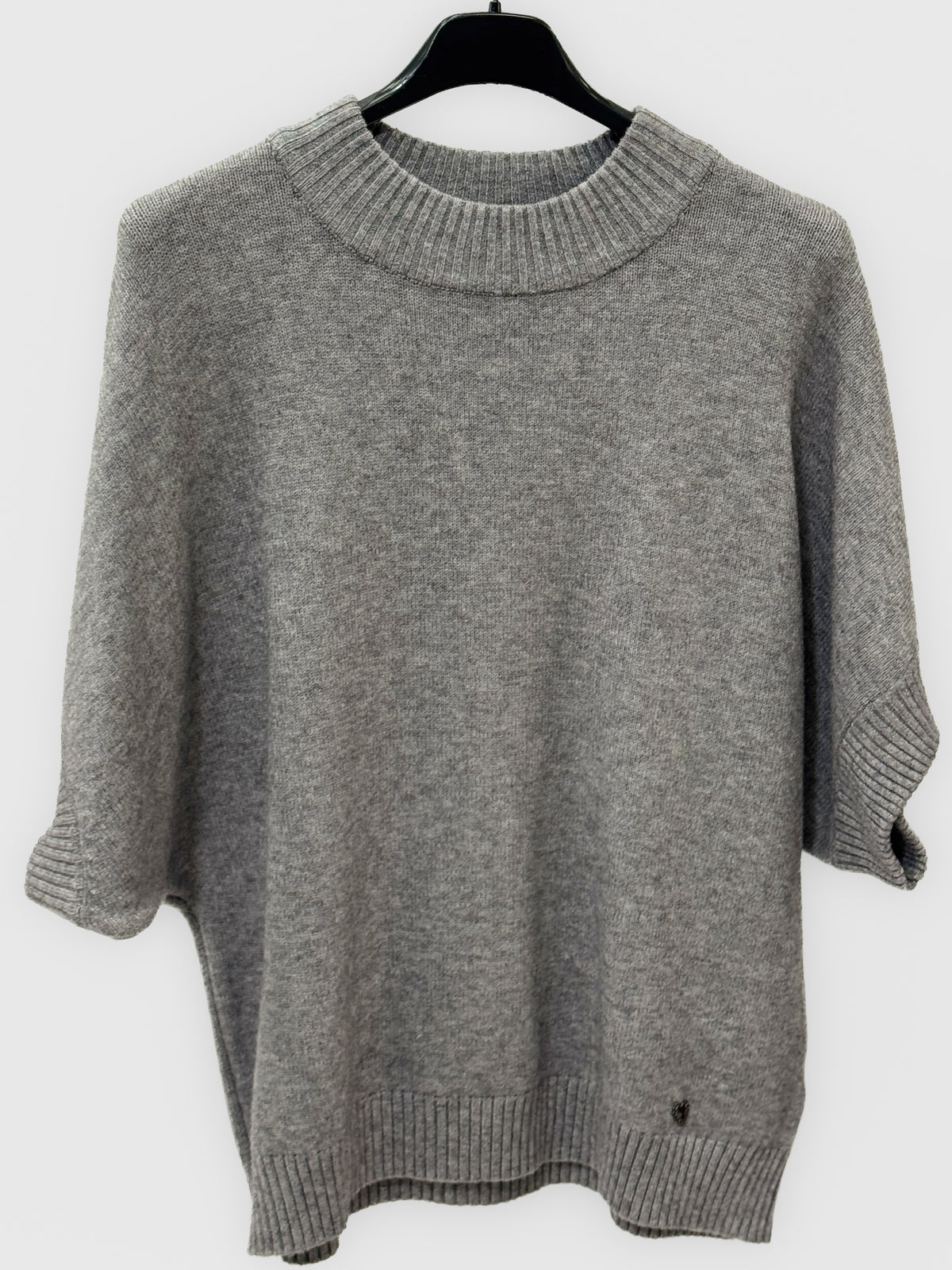 Maglione morbido oversize a manica corta