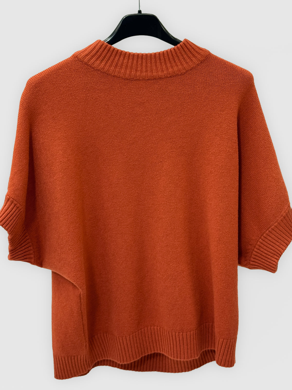 Maglione morbido oversize a manica corta