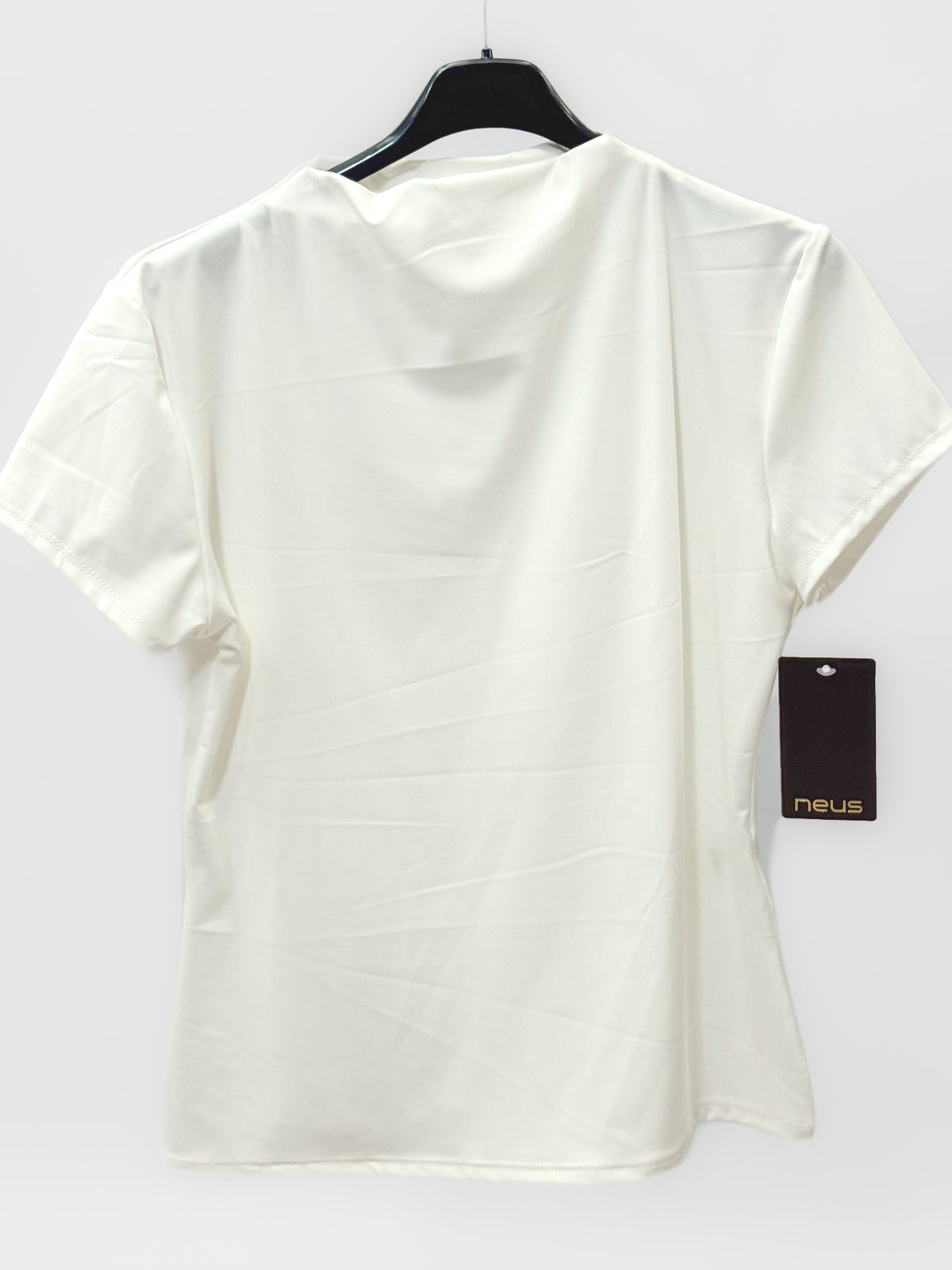 Maglia donna a manica corta con collo morbido