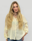 Camicia leggera con maniche in pizzo