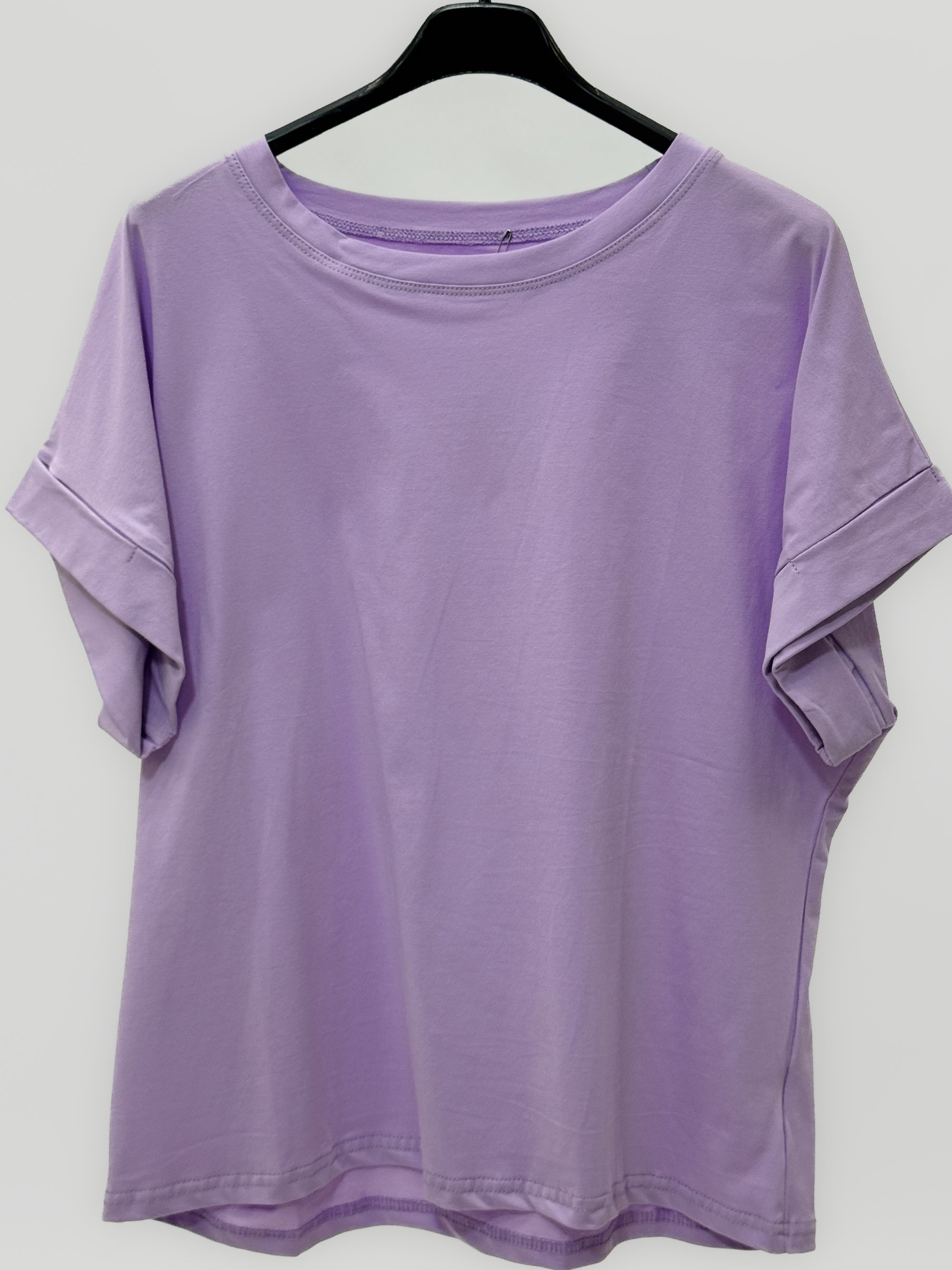 T-shirt basic in cotone con manica risvoltata