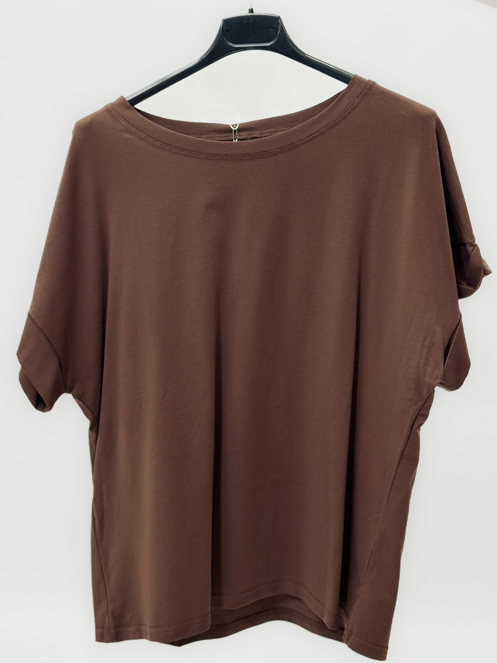 T-shirt basic in cotone con manica risvoltata