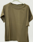 T-shirt basic in cotone con manica risvoltata